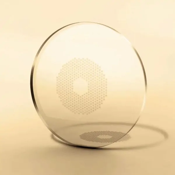 lentila hoya miyosmart tehnologie